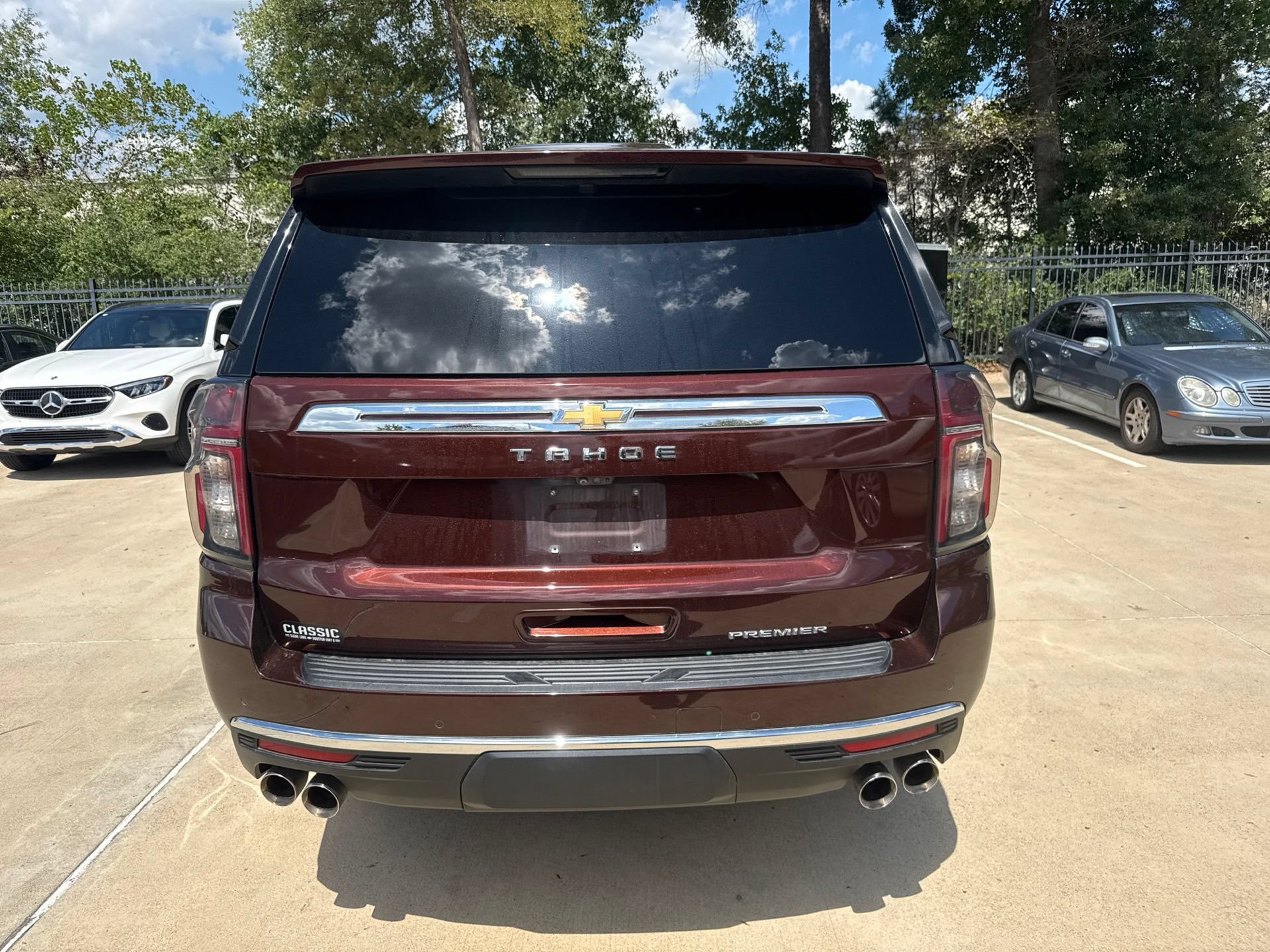 Used 2023 Chevrolet Tahoe Premier AWD/4WD image 5