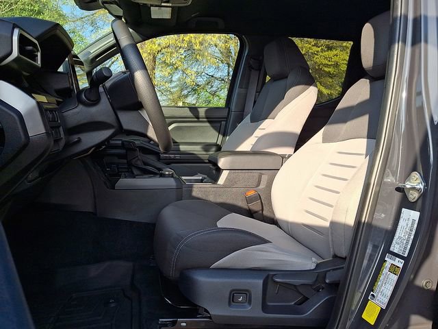 Used 2025 Toyota Tacoma TRD Sport RWD image 13