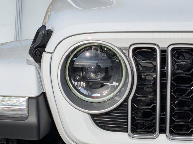 New 2026 Jeep Wrangler Sahara image 9