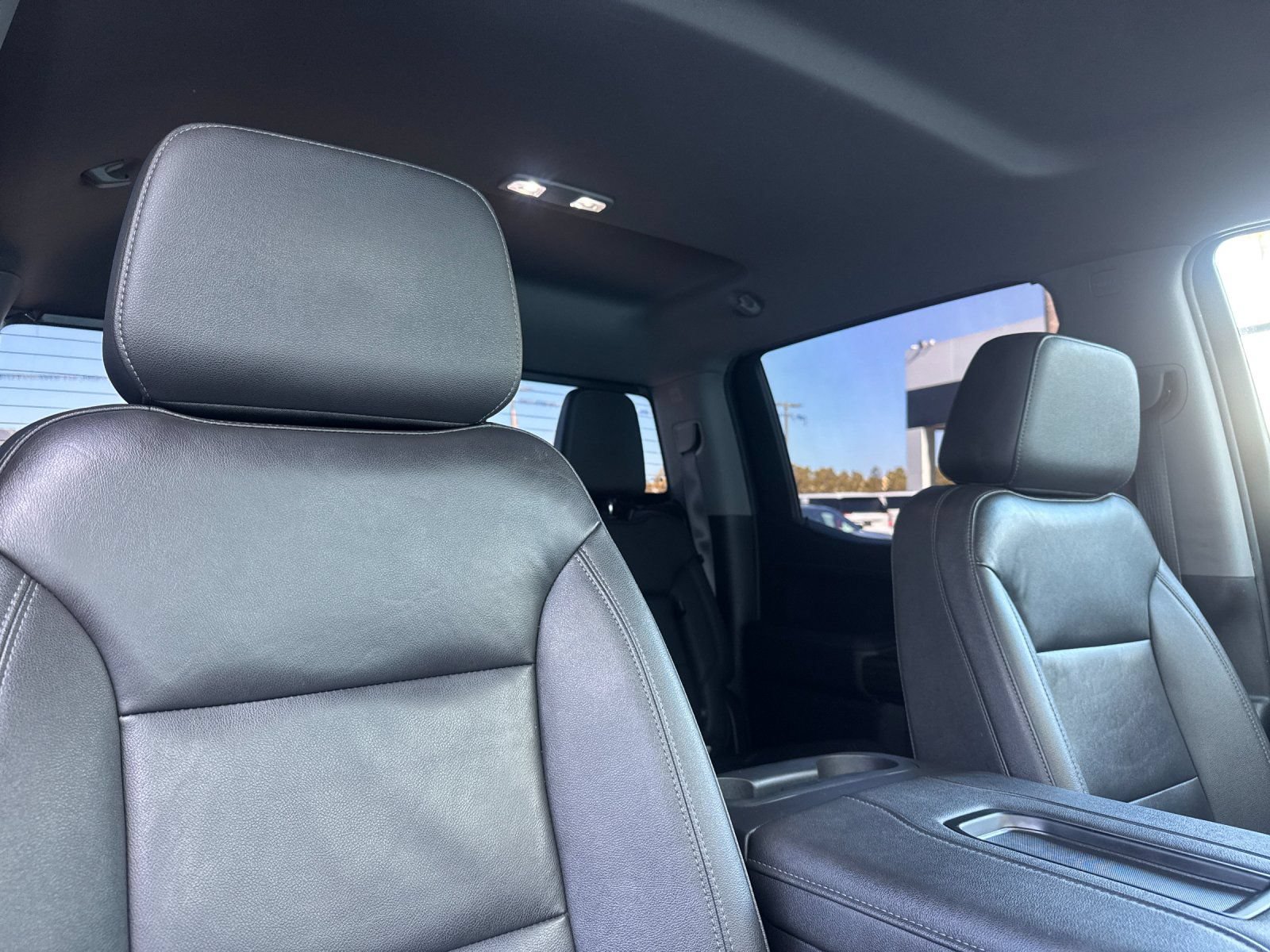 Used 2022 Chevrolet Silverado 1500 RST w/ Convenience Package II AWD/4WD image 17