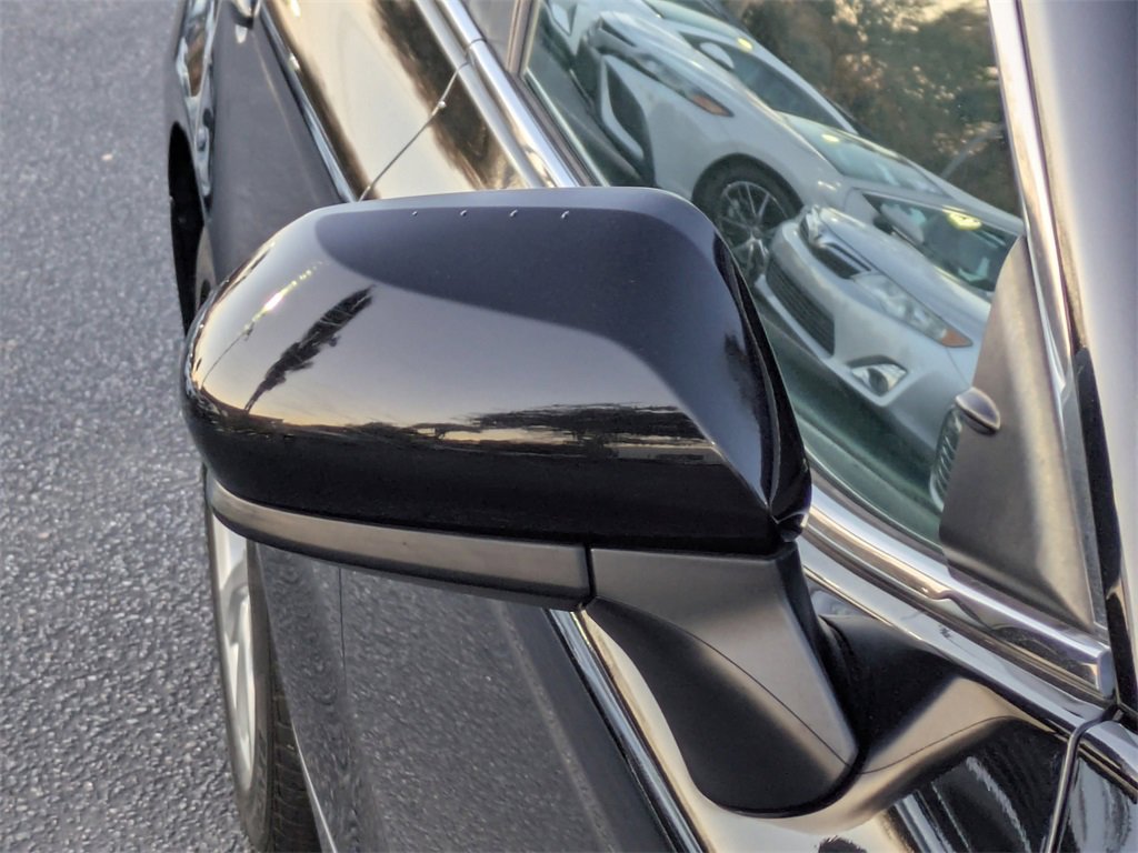 Used 2019 Toyota Camry LE image 12