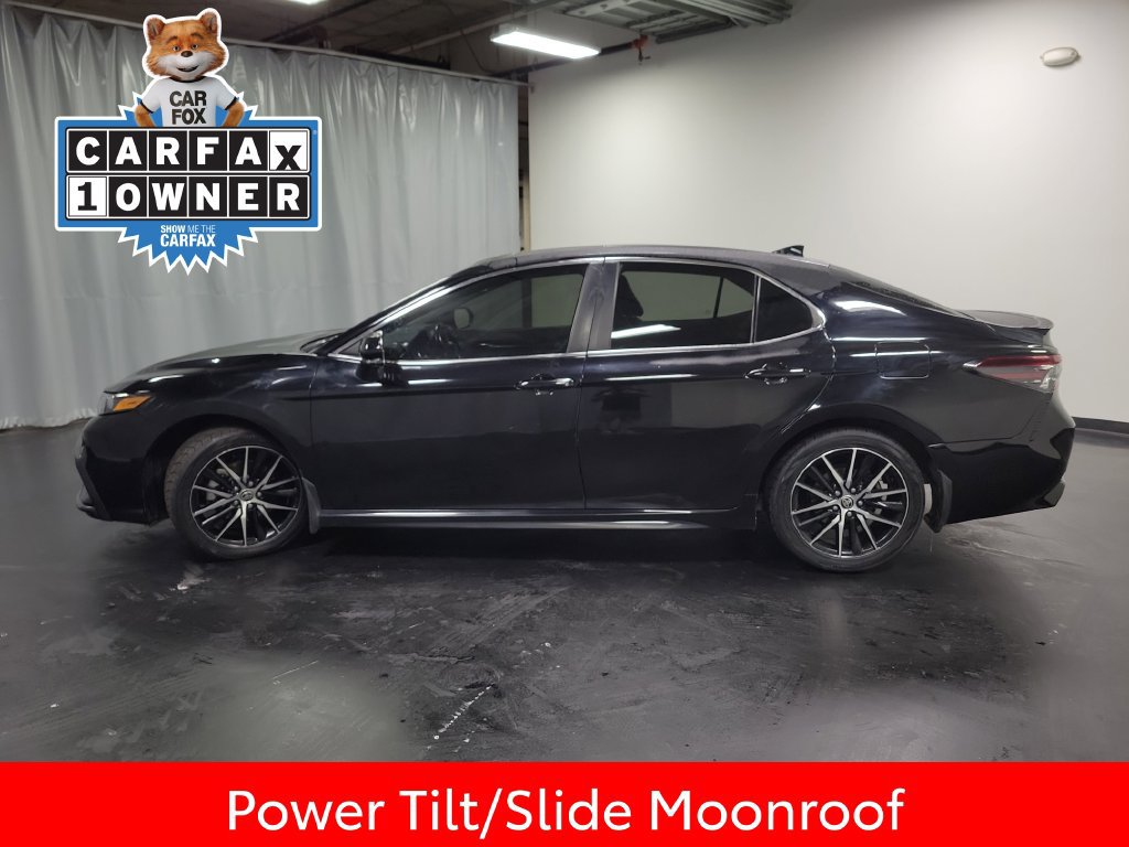Used 2023 Toyota Camry SE w/ Cold Weather Package AWD/4WD image 5