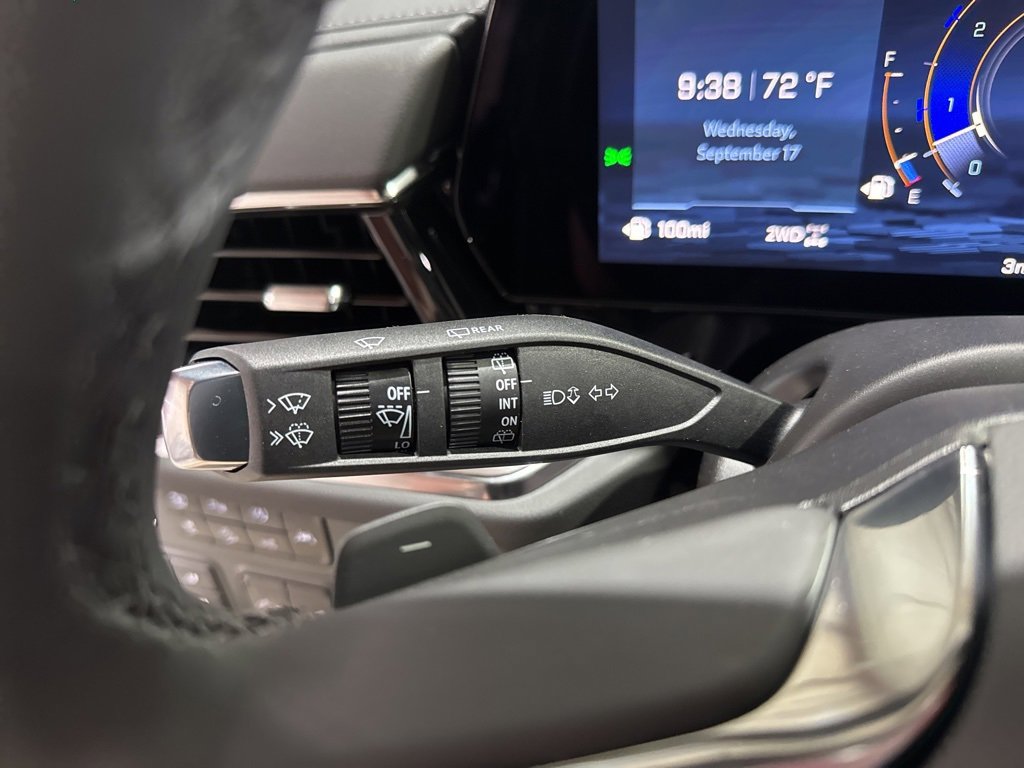 New 2026 Chevrolet Suburban Z71 w/ Comfort Package image 25