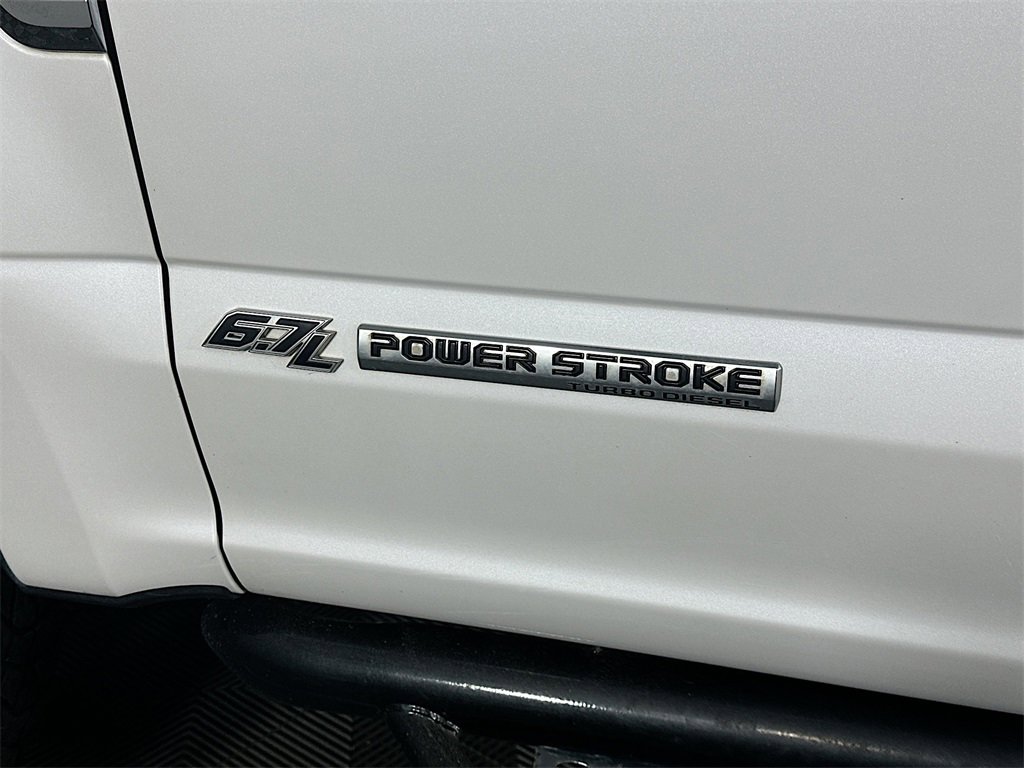 Used 2017 Ford F250 Lariat w/ FX4 Off-Road Package image 29