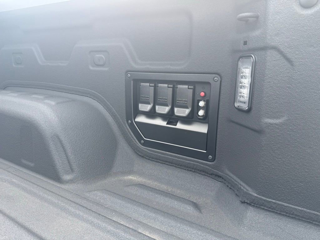 Used 2024 Chevrolet Silverado EV RST image 8