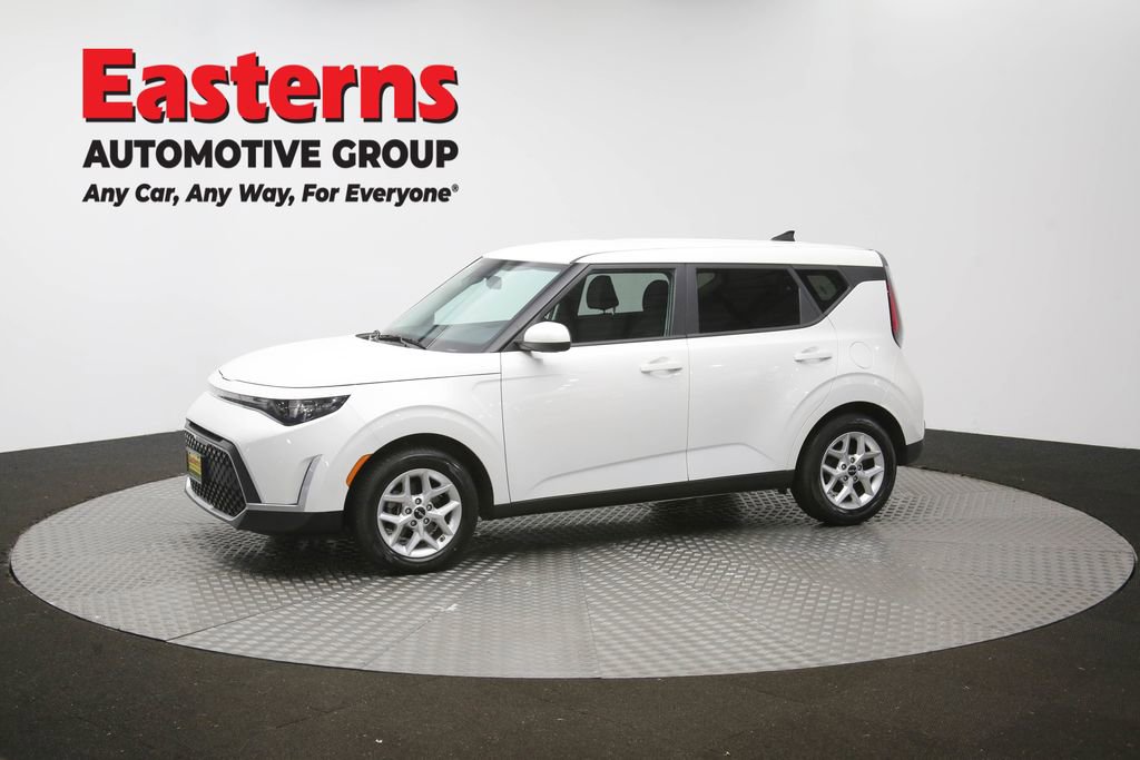 Used 2024 Kia Soul LX w/ Option Group 015 FWD image 55