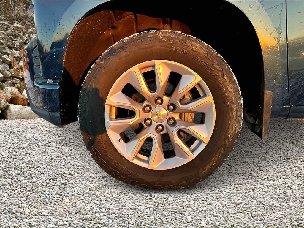 Used 2020 Chevrolet Silverado 1500 Custom w/ Custom Value Package image 8