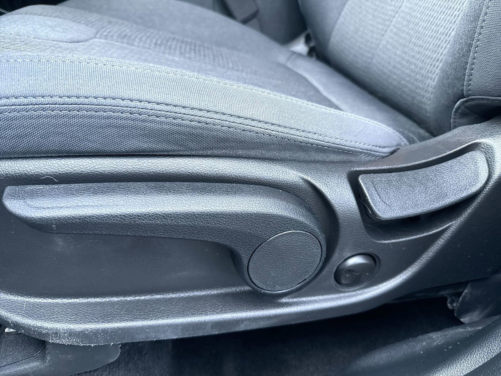 Certified 2022 Hyundai Santa Fe SE w/ Cargo Package image 14