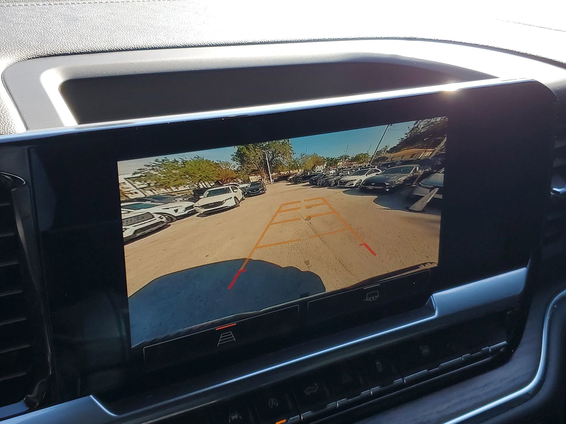 Used 2023 GMC Sierra 1500 SLT w/ SLT Premium Package image 29