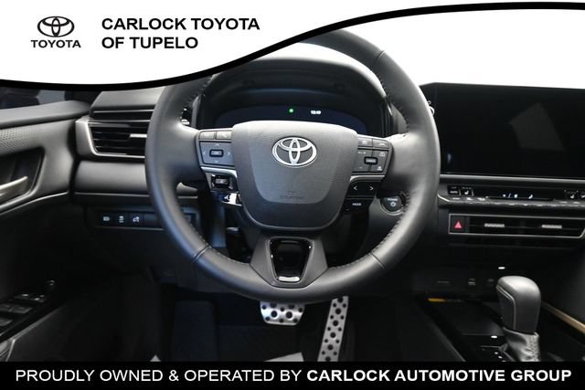 Used 2025 Toyota Camry XSE FWD image 31