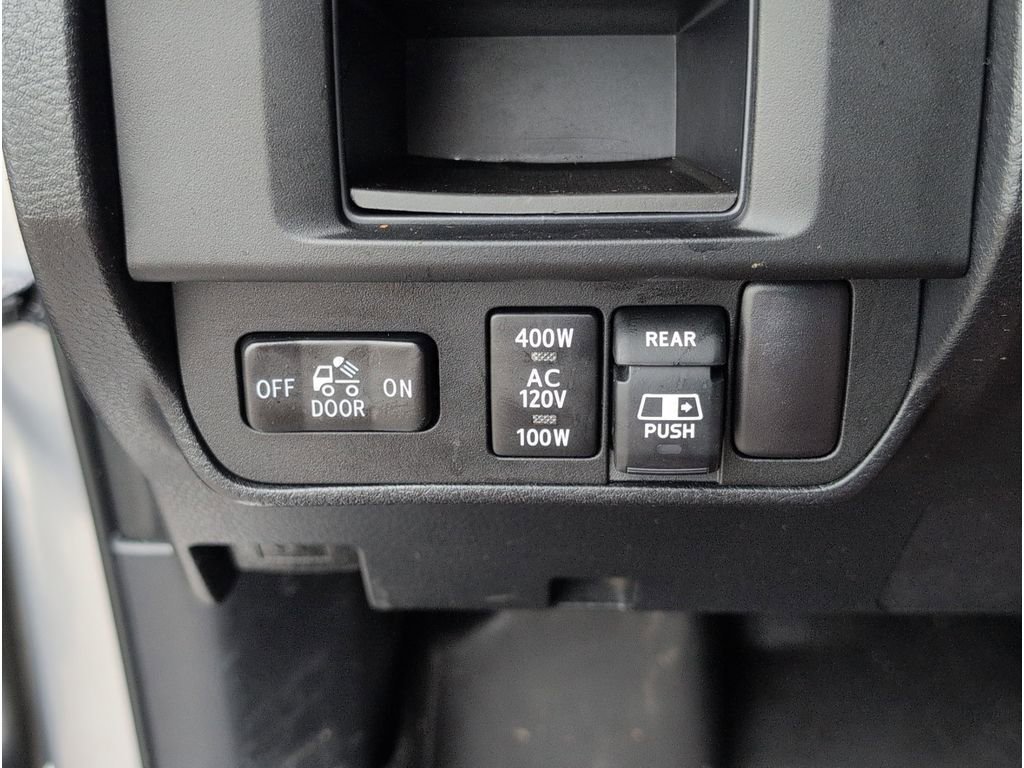 Used 2017 Toyota Tacoma TRD Off-Road image 26