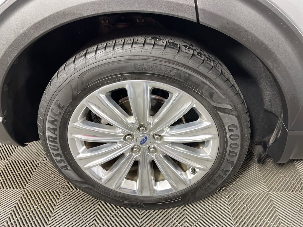 Used 2020 Ford Explorer Limited image 15