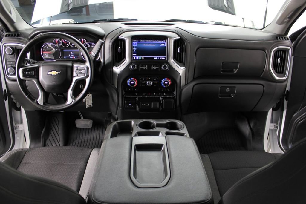 Used 2023 Chevrolet Silverado 2500 LT image 28