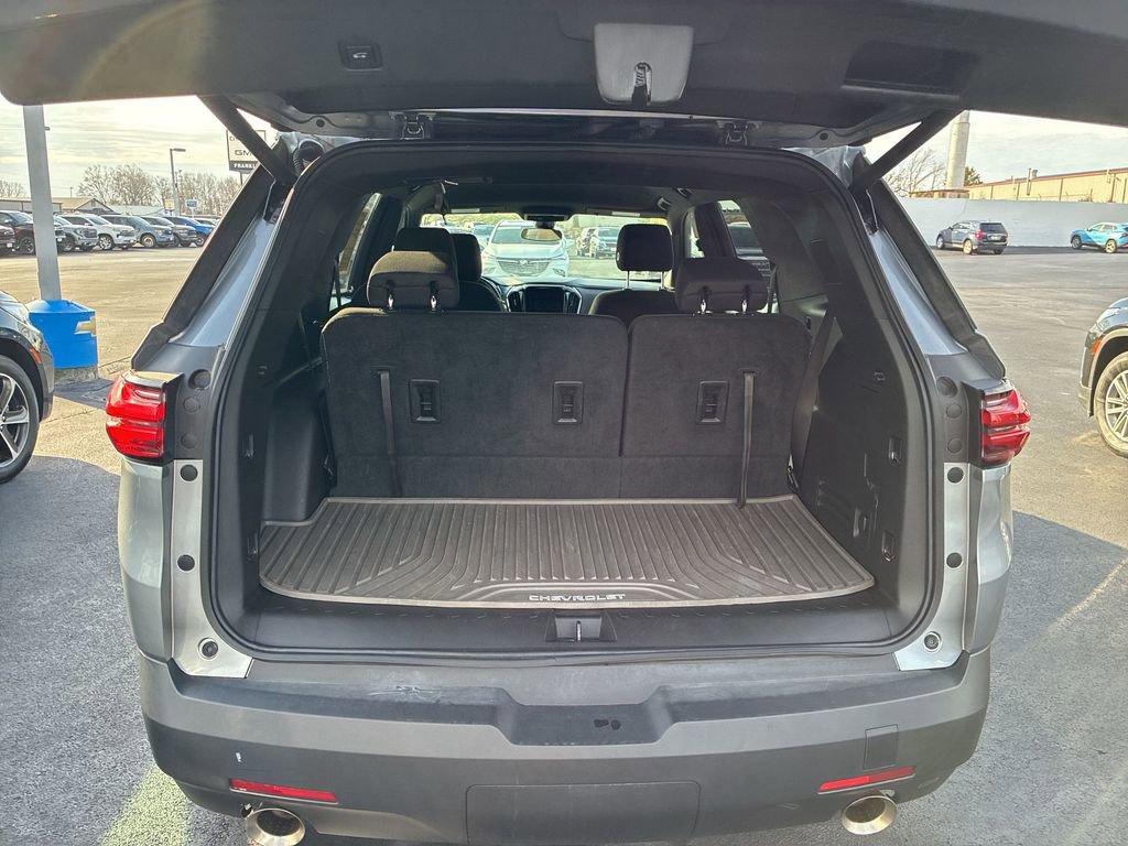 Used 2023 Chevrolet Traverse LT image 21