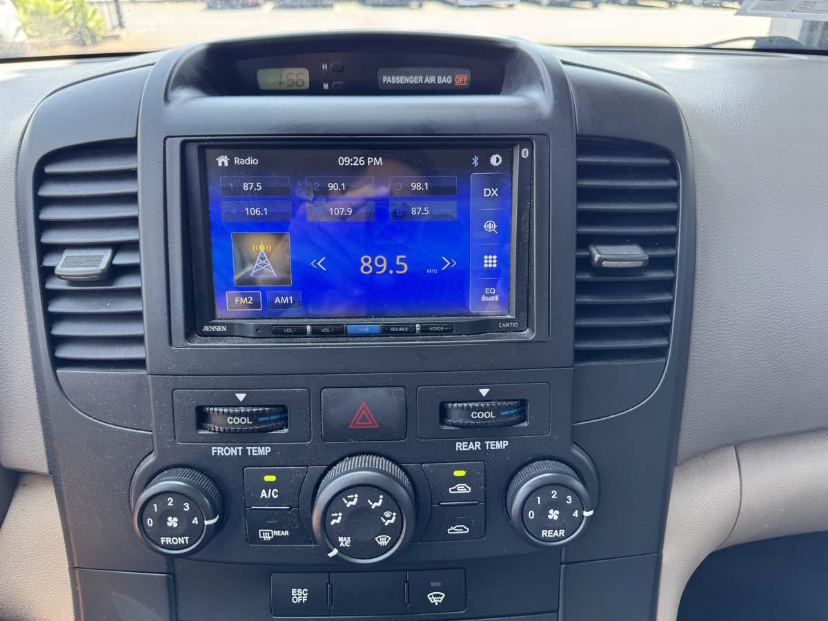Used 2012 Kia Sedona LX w/ PWR Pkg FWD image 43