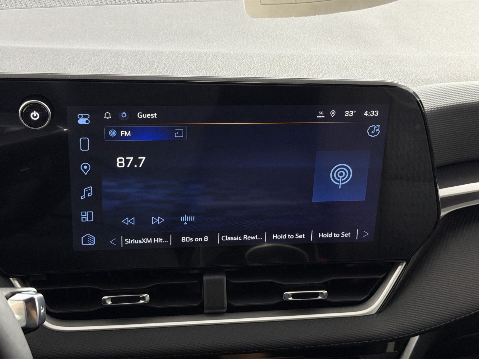 New 2027 Chevrolet Equinox LT FWD image 18
