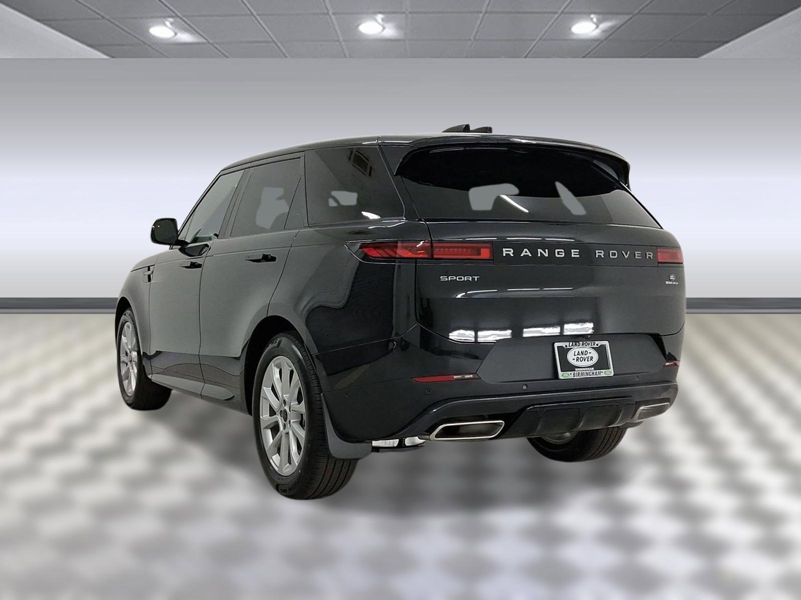 New 2026 Land Rover Range Rover Sport SE AWD/4WD image 3