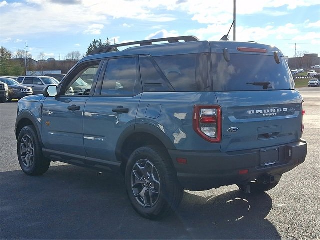Used 2023 Ford Bronco Sport Badlands image 9