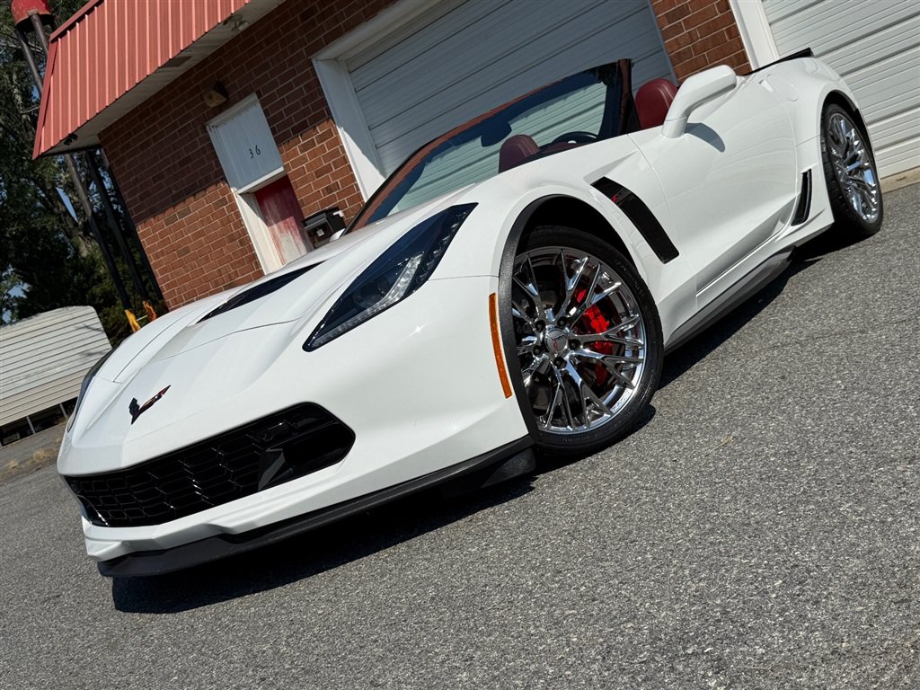 Used 2018 Chevrolet Corvette Z06 RWD image 7
