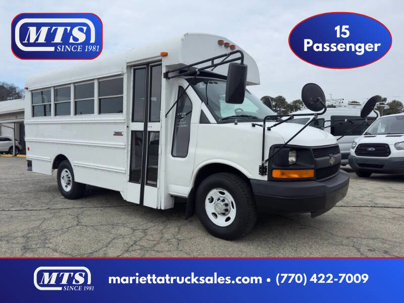 Used 2007 Chevrolet Express 3500 3500 2dr Commercial/Cutaway/Ch w/ School Bus Package image 1