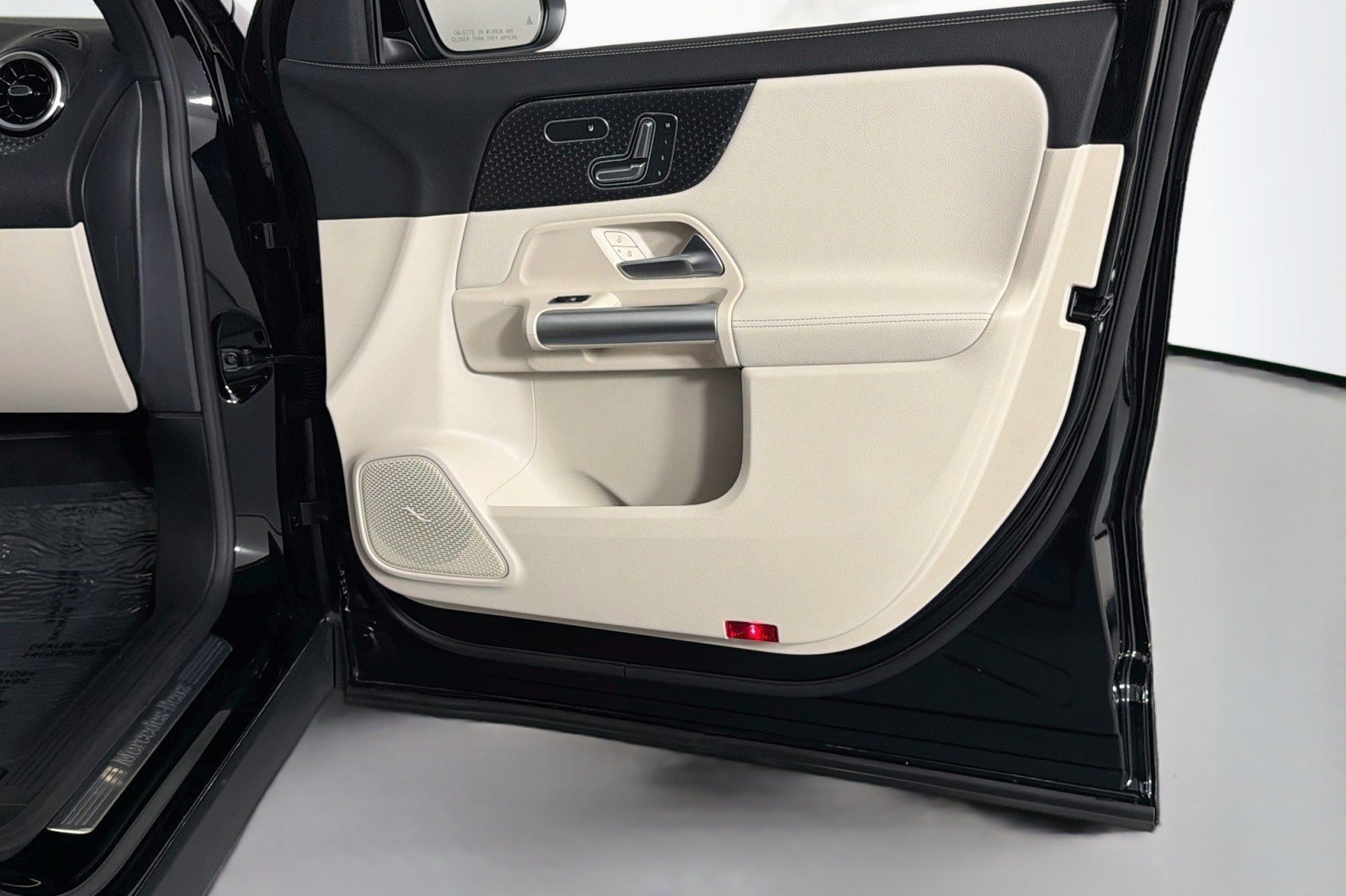Certified 2026 Mercedes-Benz GLA 250 image 25