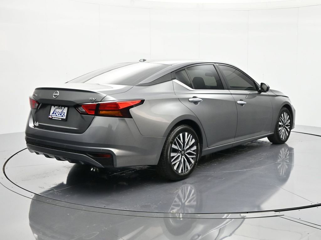 Used 2023 Nissan Altima 2.5 SV image 6