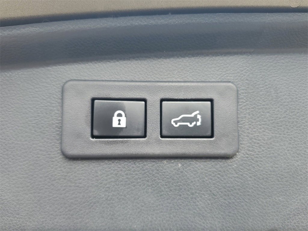 Used 2020 Subaru Outback Onyx Edition XT w/ Popular Package #2 image 9