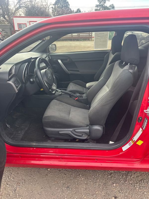 Used 2014 Scion tC image 2