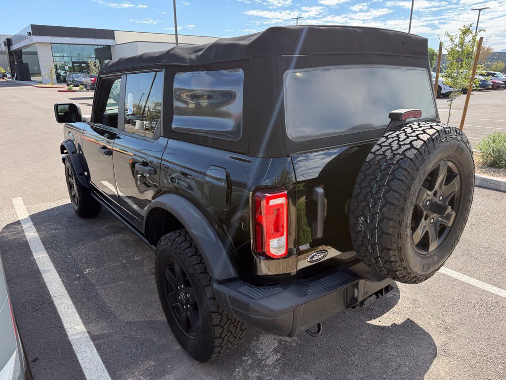 Used 2022 Ford Bronco Black Diamond AWD/4WD image 3