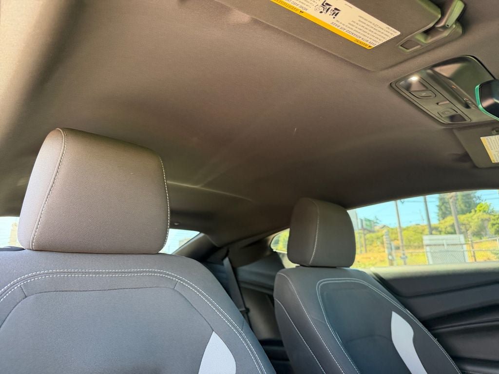 Used 2020 Chevrolet Camaro LT w/ Technology Package RWD image 27