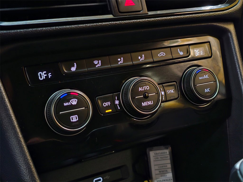 Used 2024 Volkswagen Taos SE image 26