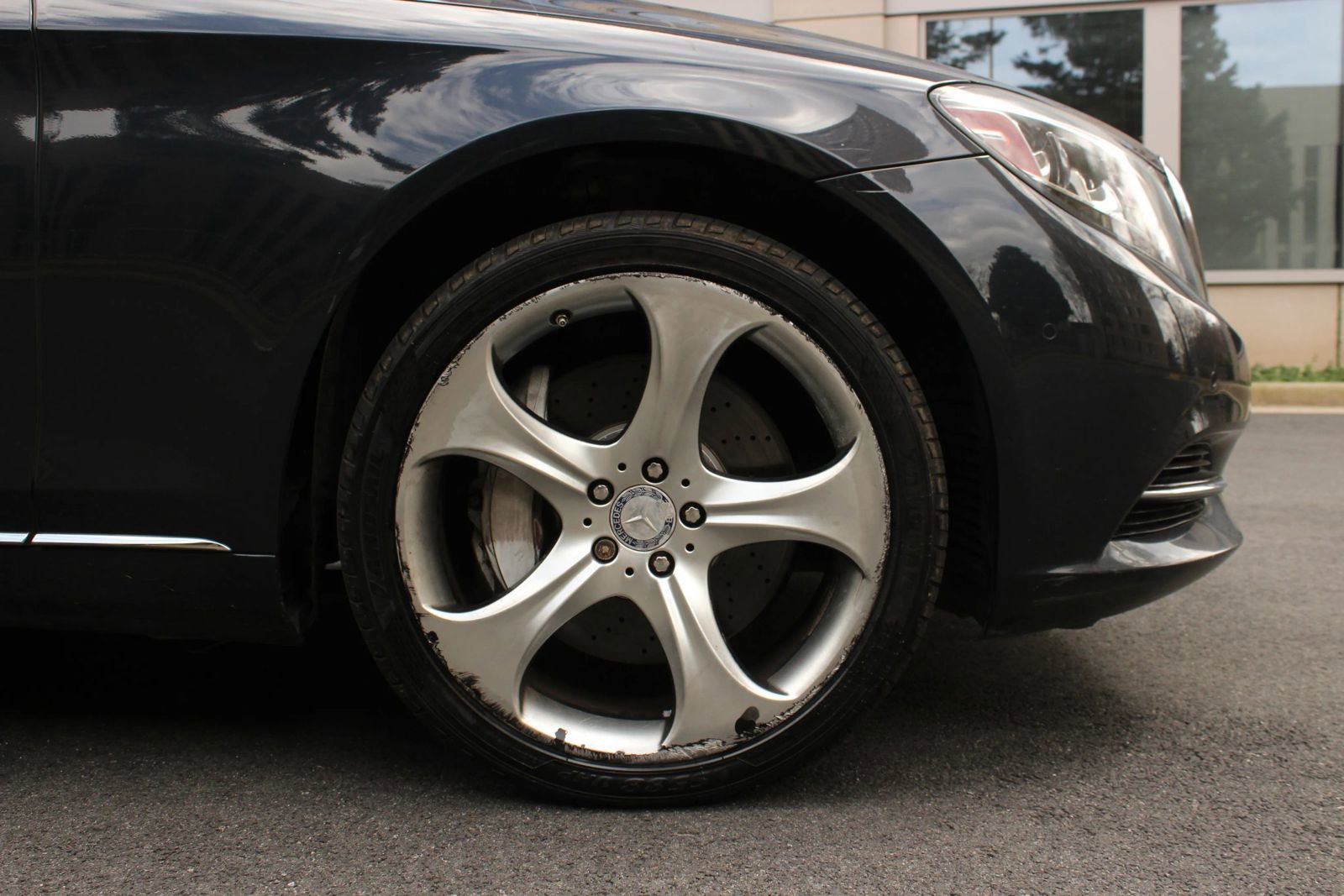 Used 2015 Mercedes-Benz S 550 Sedan image 4