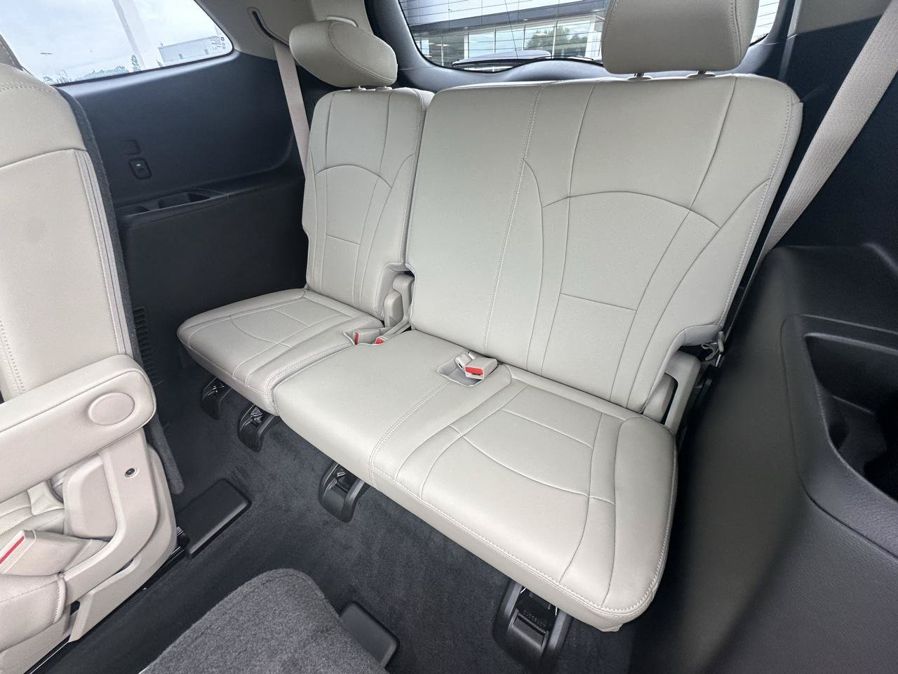 Used 2021 Buick Enclave Premium w/ Sun and Sites Package FWD image 32