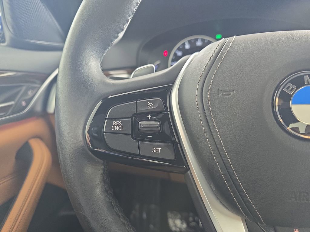 Used 2018 BMW 530i xDrive AWD/4WD image 20
