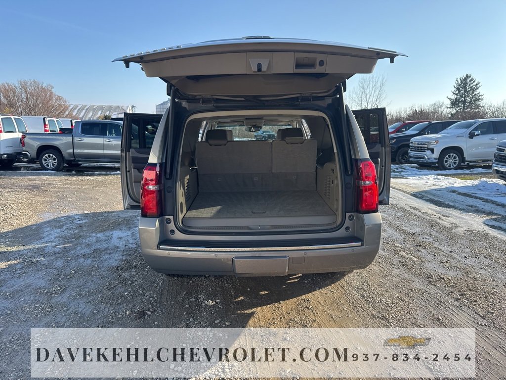 Used 2017 Chevrolet Suburban Premier image 38