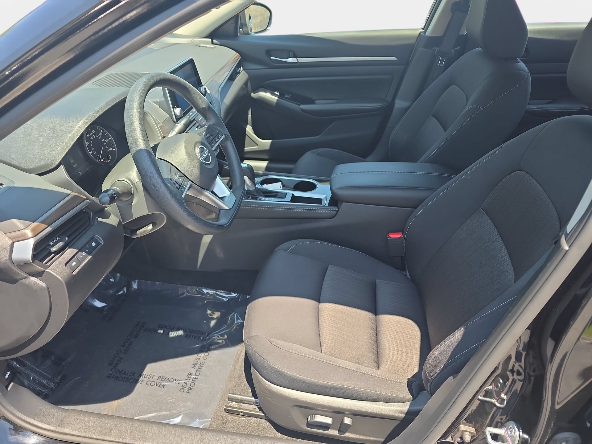 Used 2023 Nissan Altima 2.5 SV FWD image 16