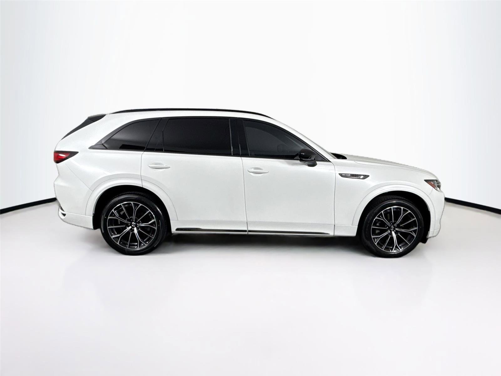 Certified 2025 MAZDA CX-70 3.3 Turbo S w/ Premium Plus AWD/4WD image 12