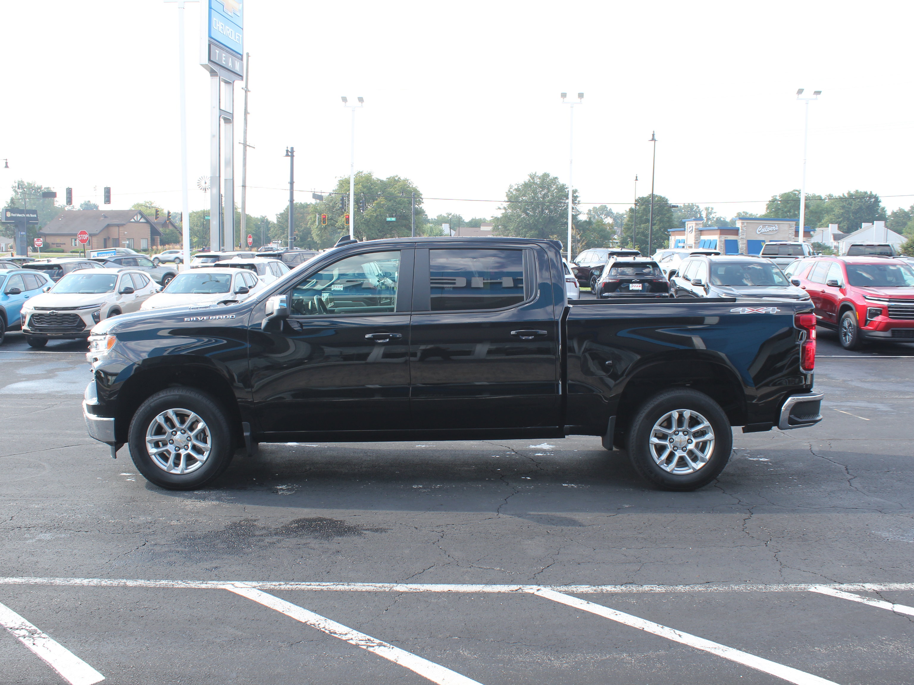 Certified 2026 Chevrolet Silverado 1500 LT AWD/4WD image 9