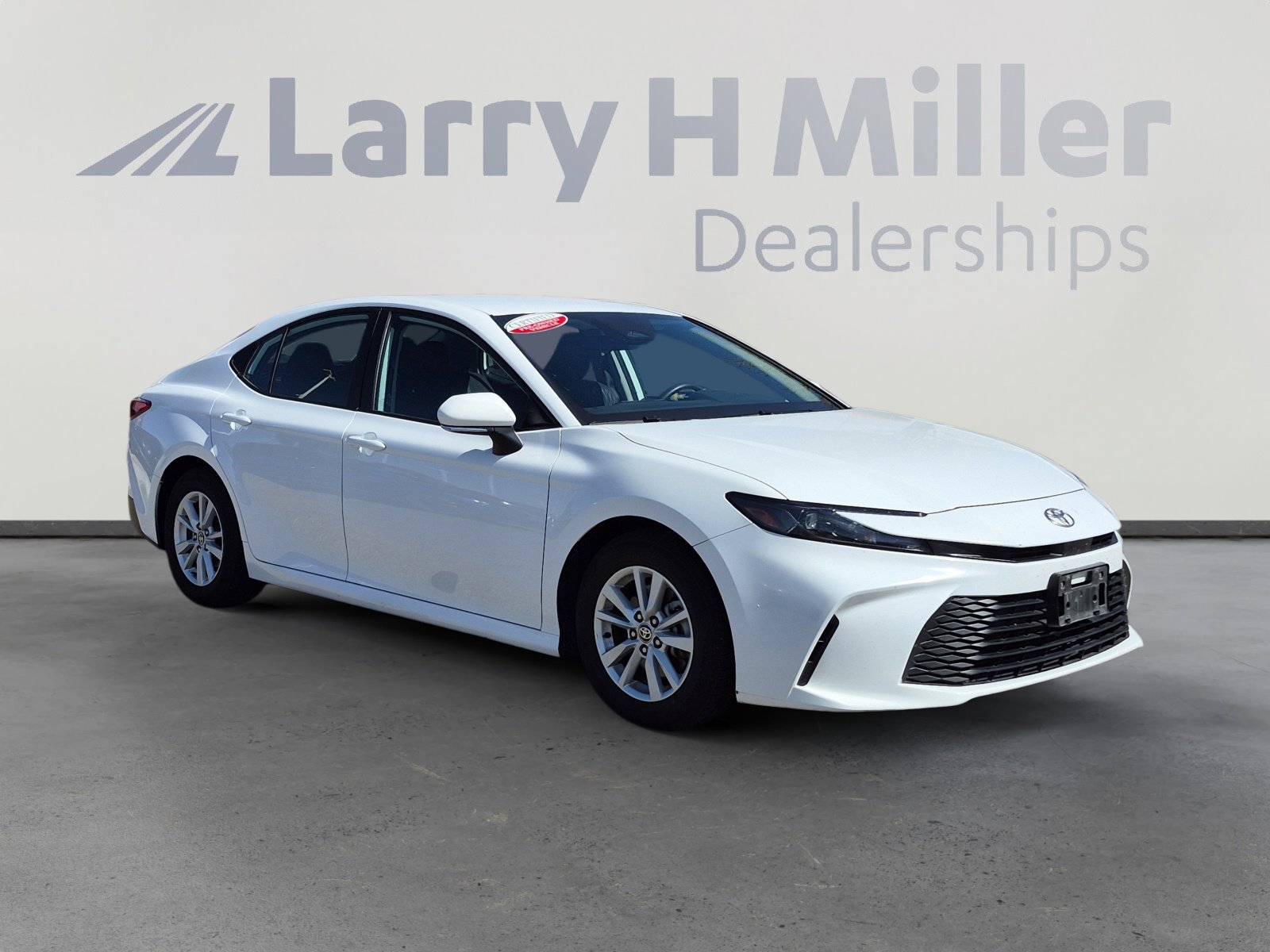 Certified 2025 Toyota Camry LE image 7