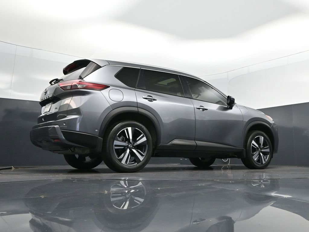 Used 2024 Nissan Rogue SL w/ SL Premium Package image 43