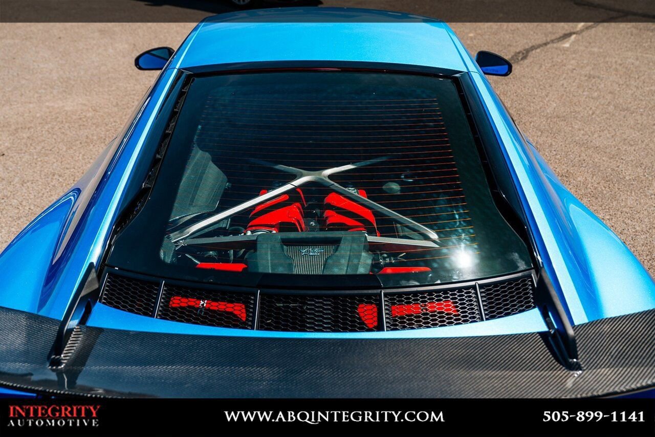 Used 2017 Audi R8 V10 w/ Carbon Exterior Package image 16