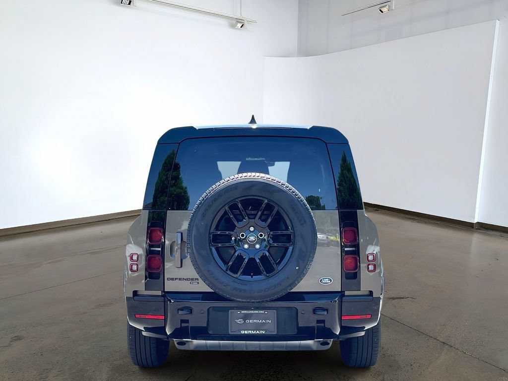 Certified 2023 Land Rover Defender 130 X-Dynamic SE AWD/4WD image 5