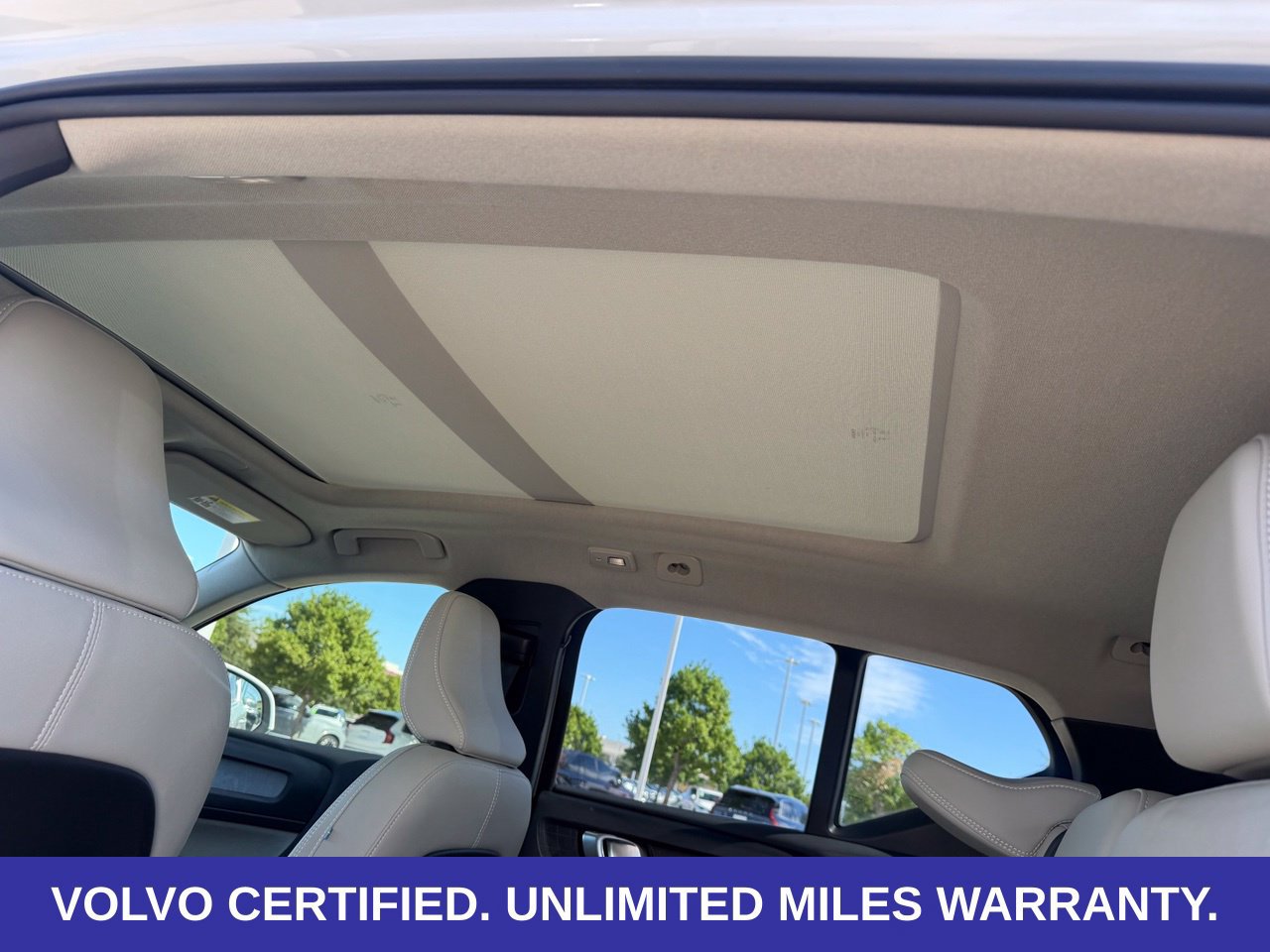 Certified 2024 Volvo XC40 B5 Ultimate w/ Protection Package Premier AWD/4WD image 41