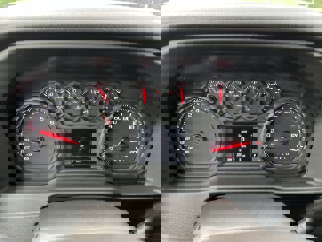 Used 2024 Chevrolet Silverado 1500 Custom w/ Dark Appearance Package image 12