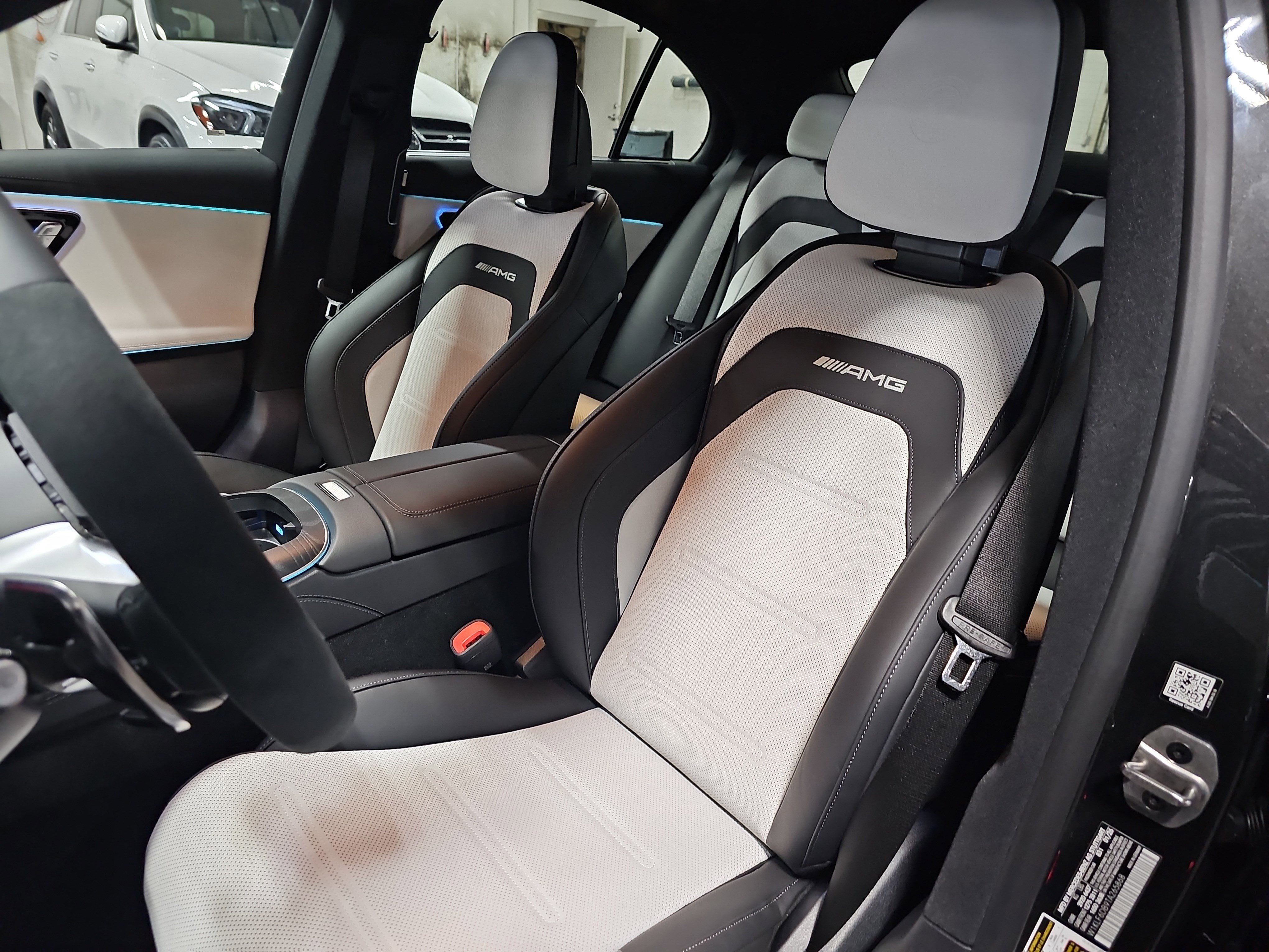 New 2026 Mercedes-Benz E 53 AMG e 4MATIC Sedan image 17