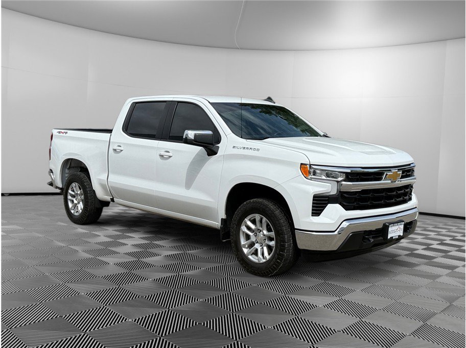 Used 2023 Chevrolet Silverado 1500 LT AWD/4WD image 7