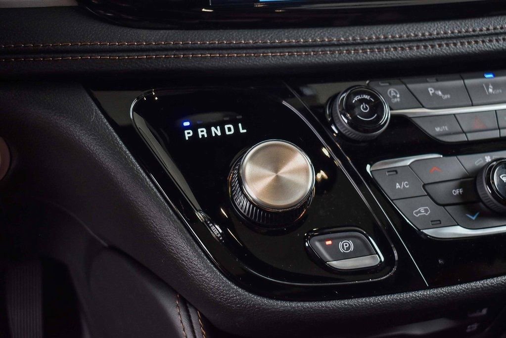 New 2026 Chrysler Pacifica Pinnacle w/ Trailer Tow Group image 20