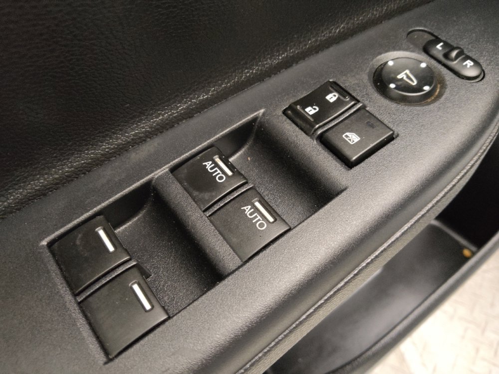 Used 2017 Honda Accord EX-L image 27