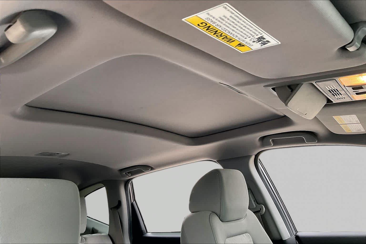 Used 2022 Honda CR-V EX image 11