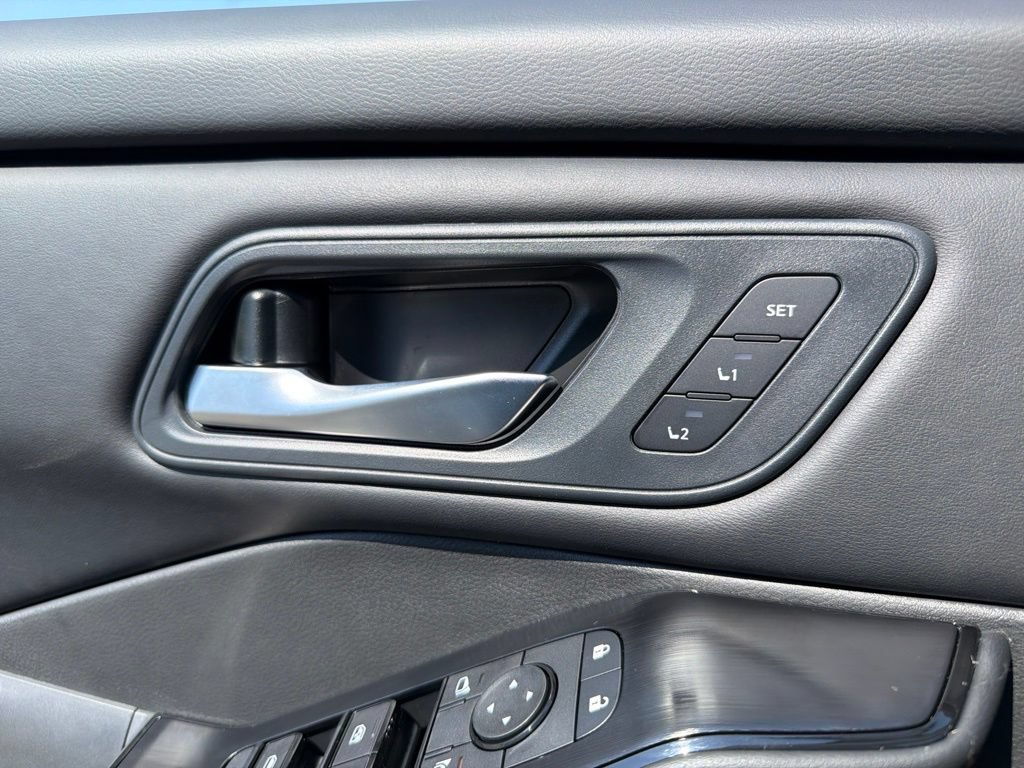 New 2026 Nissan Rogue SV w/ Rock Creek Premium Package AWD/4WD image 16